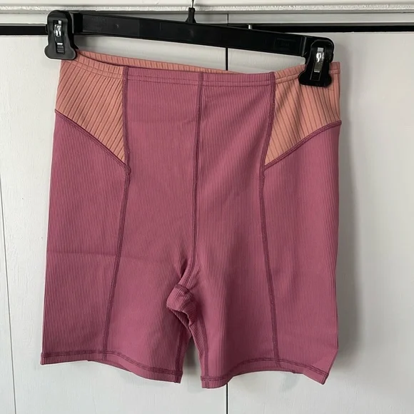 For Love & Lemons Shorts Large NWT - Picture 1 of 5